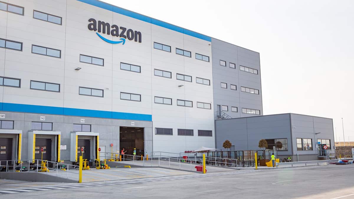 Amazon warehouse with FBA inventory